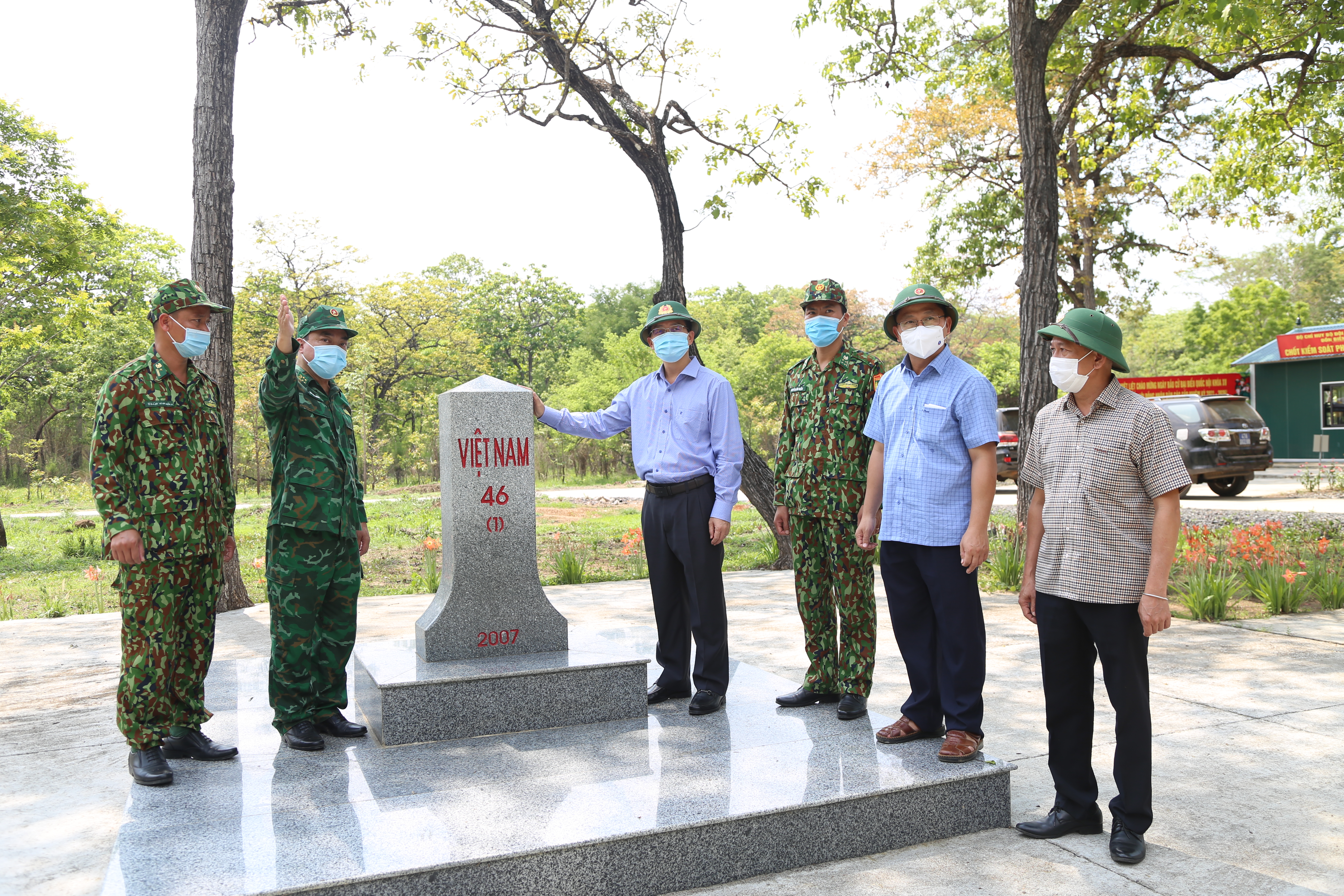 Lãnh đạo tỉnh Đắk Lắk kiểm tra công tác phòng, chống dịch Covid-19 trên tuyến biên giới